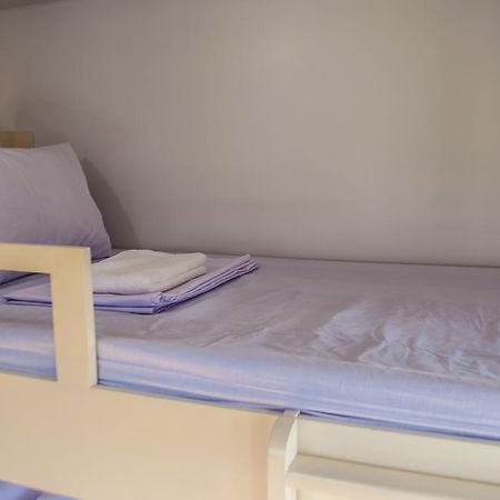Titan Condo At Studio City Tower 1 Alabang Manila Zewnętrze zdjęcie