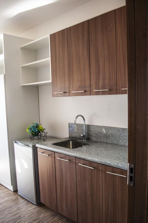 Titan Condo At Studio City Tower 1 Alabang Manila Zewnętrze zdjęcie