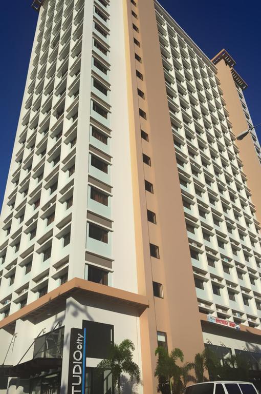 Titan Condo At Studio City Tower 1 Alabang Manila Zewnętrze zdjęcie